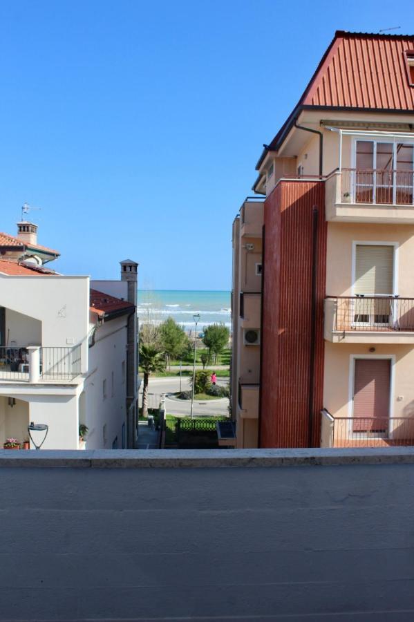Hotel Tuo Mare Silvi Marina Esterno foto